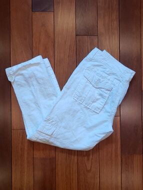 Banana Republic Women's size 0 Martin Fit Capri Cargo Pants